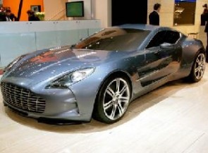ONE-77 un Aston Martin de 1.2 millones